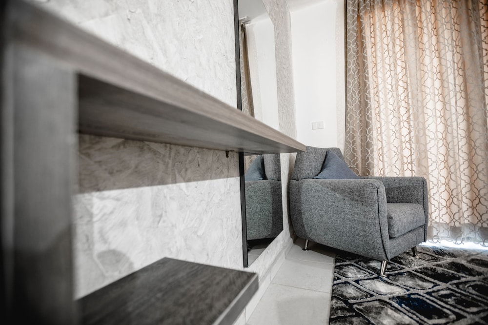 Deluxe Twin Room With Terrace photo 3