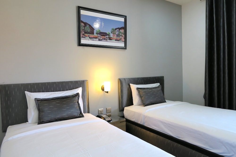 Basic Twin Room - Photo 6