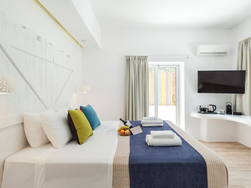 Deluxe Room, Private Pool, Terrace photo 1