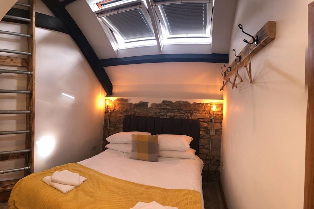 Economy Double Room photo 1