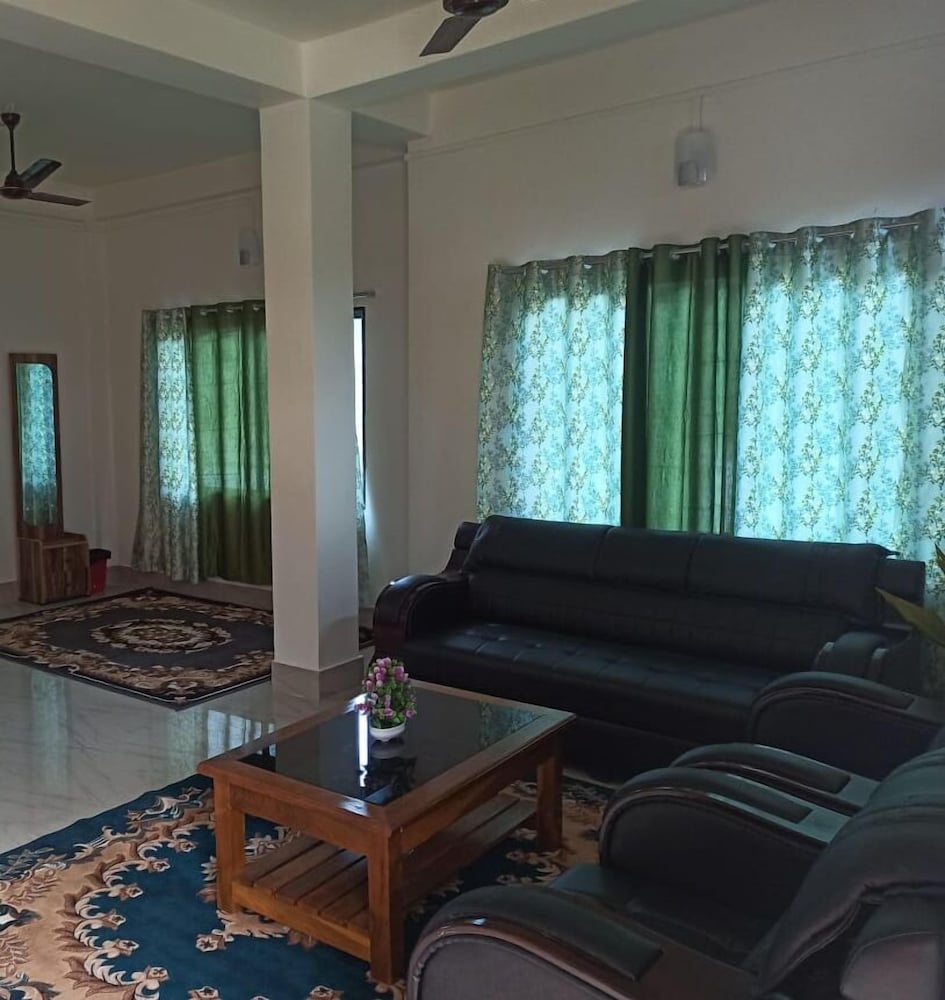 Executive Room - Photo 4