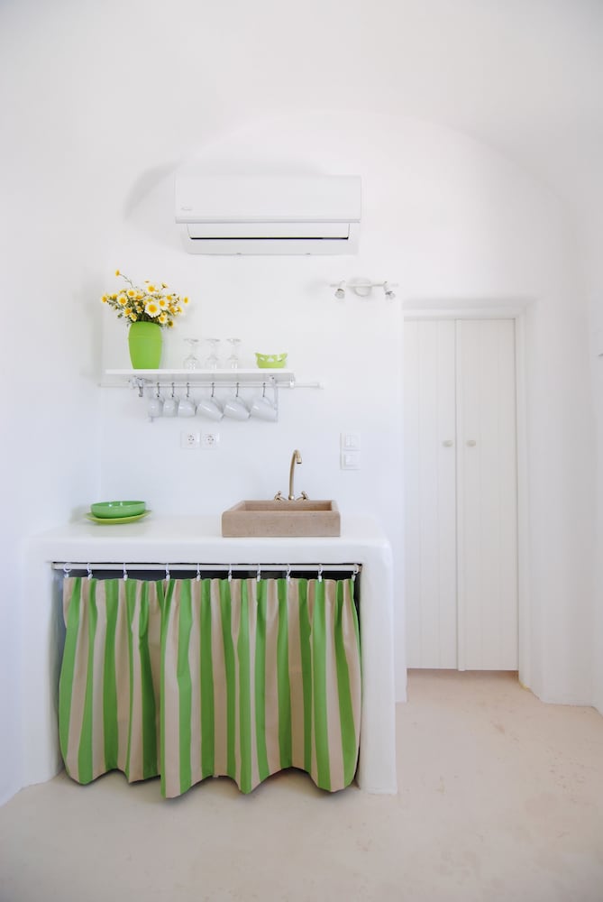 Classic Suite, Sea View - Photo 12
