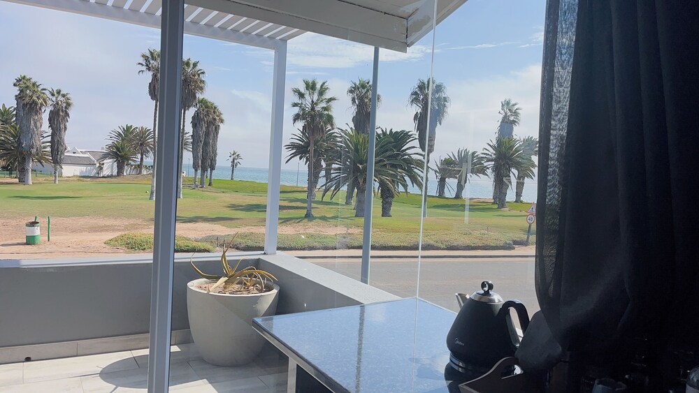 Panoramic Double or Twin Room, Sea View photo 3