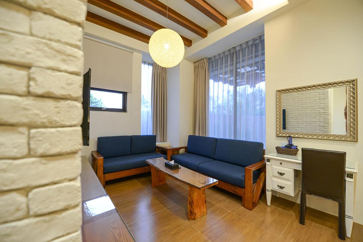 Quadruple Room with Garden View - Photo 3