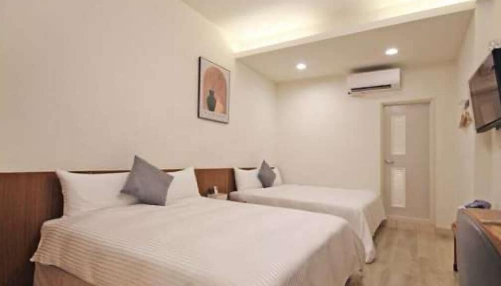 Standard Quadruple Room - Photo 2