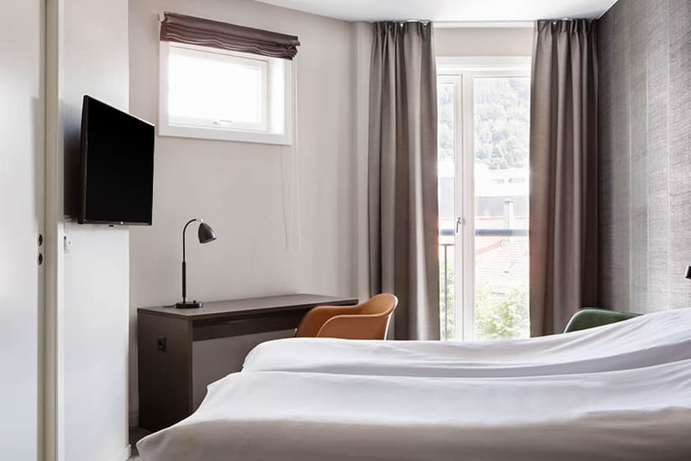 Superior Room, 1 Double Bed, Non Smoking - Photo 1
