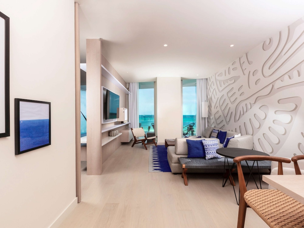 Deluxe Suite, 1 Bedroom, Oceanfront