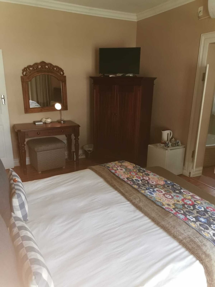 Basic Room photo 2