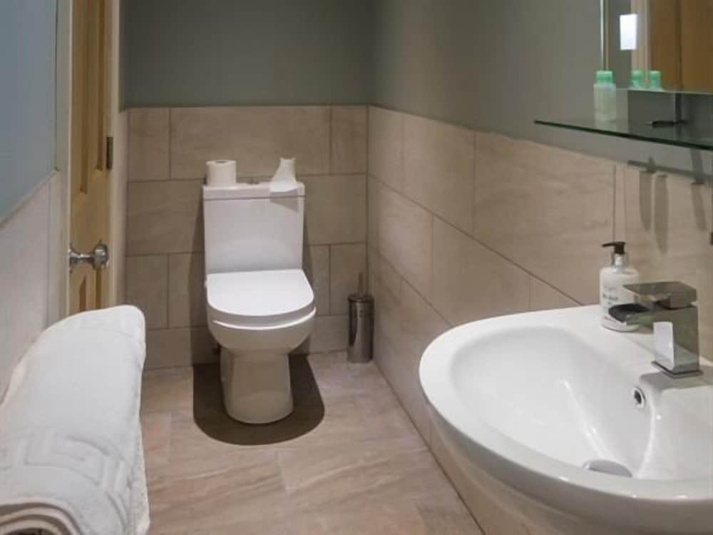 Luxury Double Room, Ensuite, Ground Floor photo 2