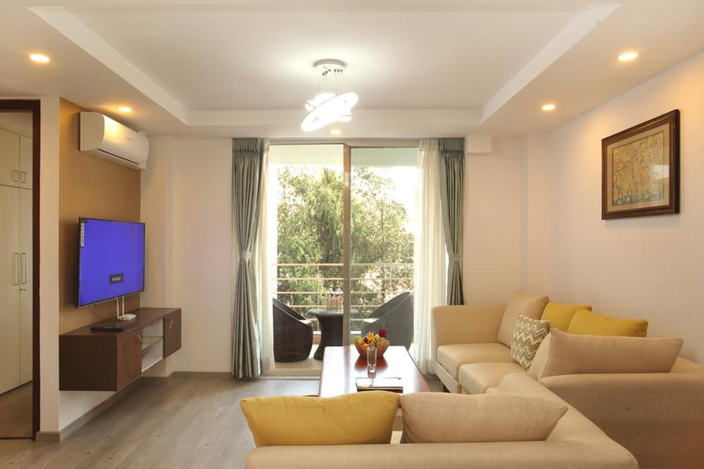 Apartment photo 3