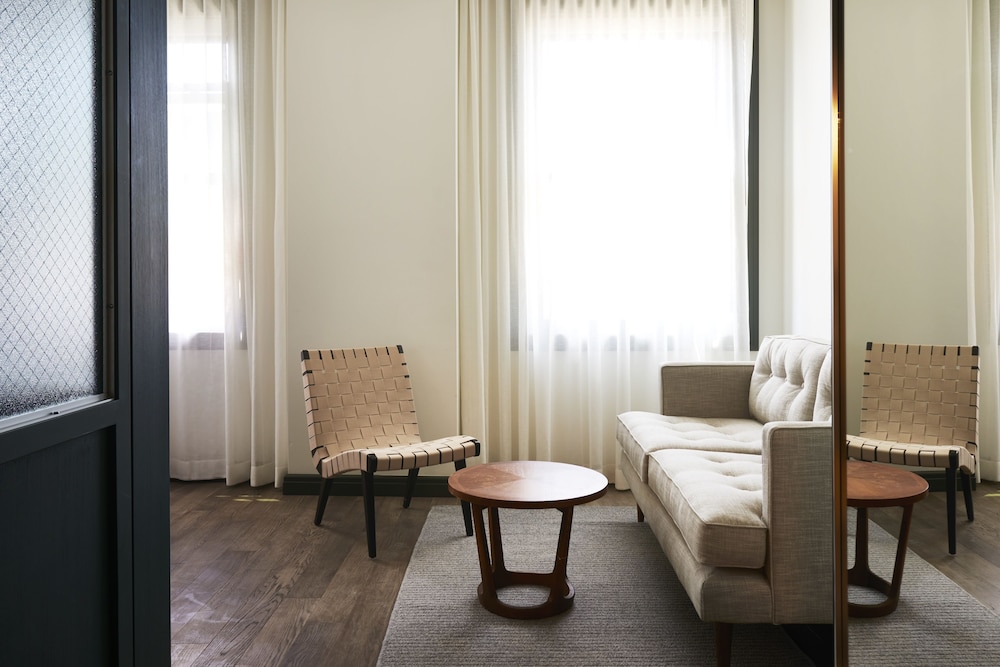 Standard Room, 1 King Bed, Accessible
