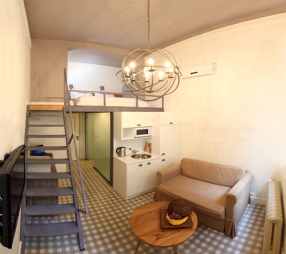 Junior Loft photo 1