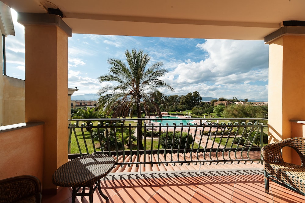 Superior Double Room (Lagoon or pool view) - Photo 7