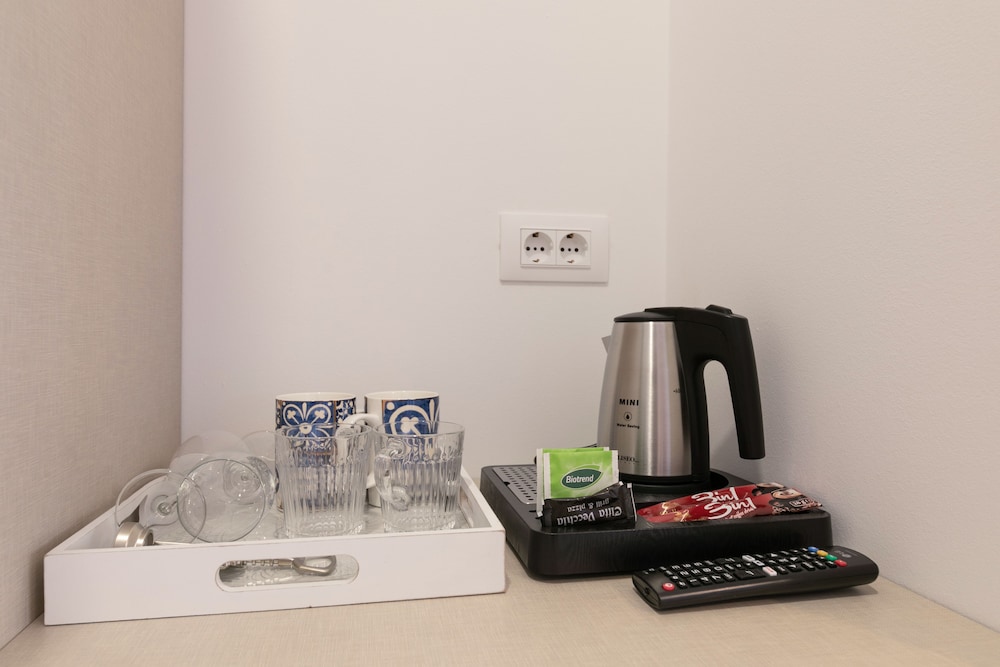 Superior Double or Twin Room, City View - Photo 10