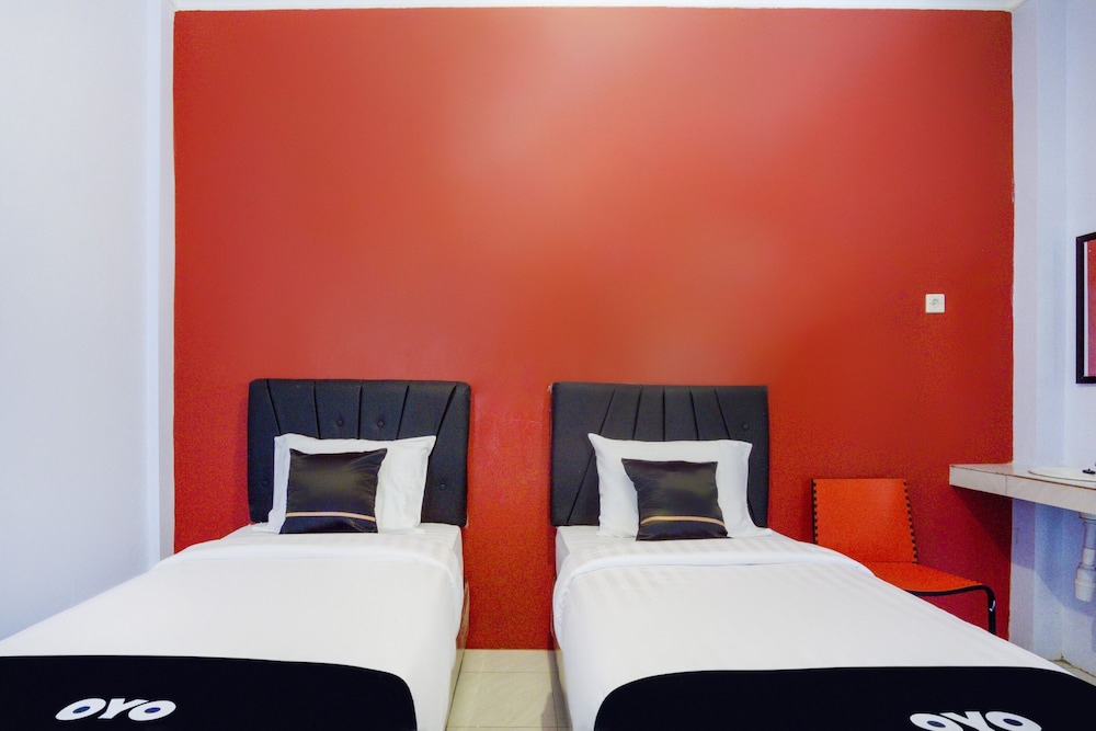 Deluxe Twin Room - Photo 1