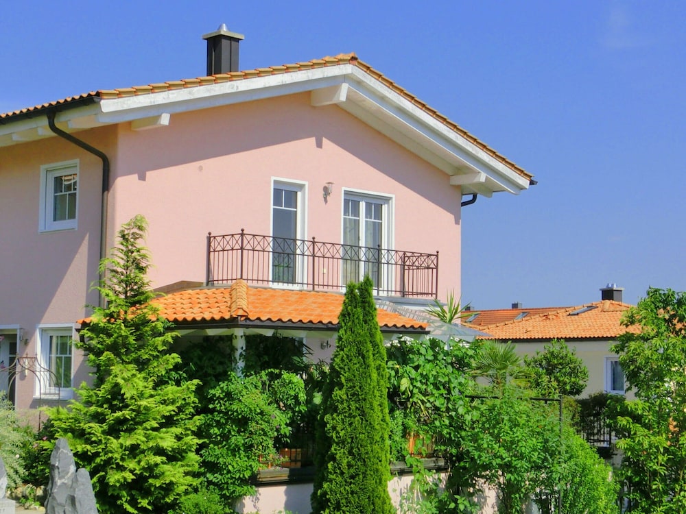 Classic House, 4 Bedrooms photo 3