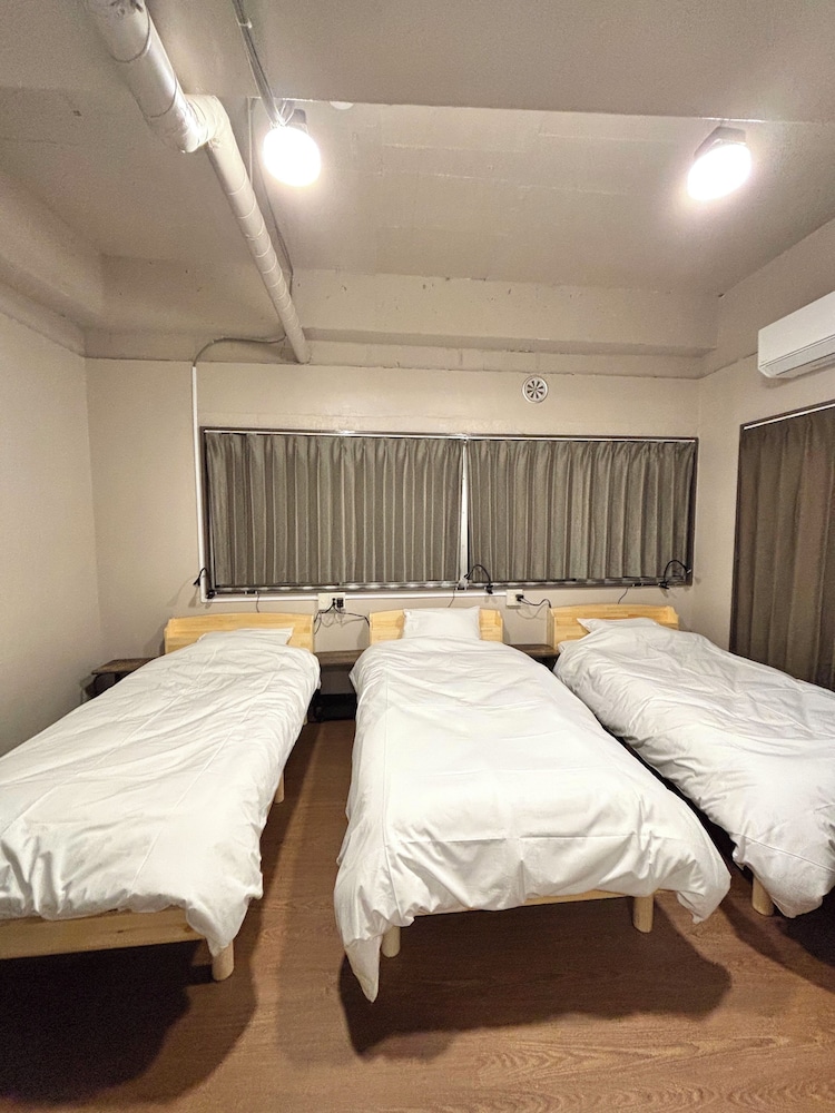 Superior Triple Room photo 2