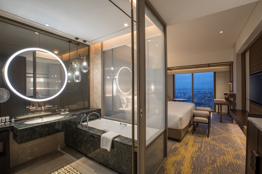 Pacific Club Twin Room photo 2