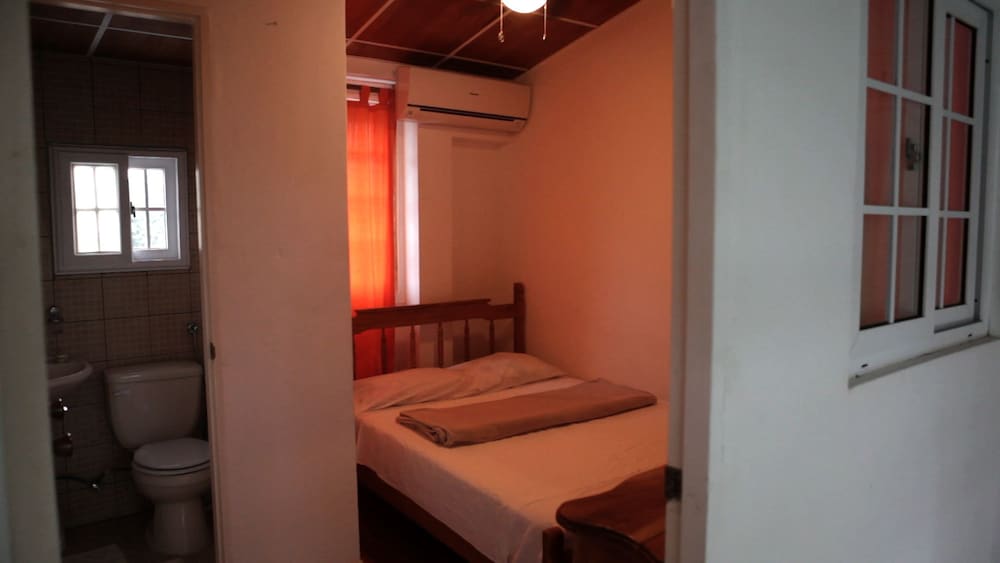 Standard Triple Room photo 3