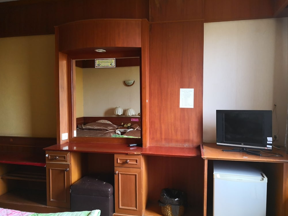 Standard Twin Room, 2 Twin Beds, Non Smoking photo 3