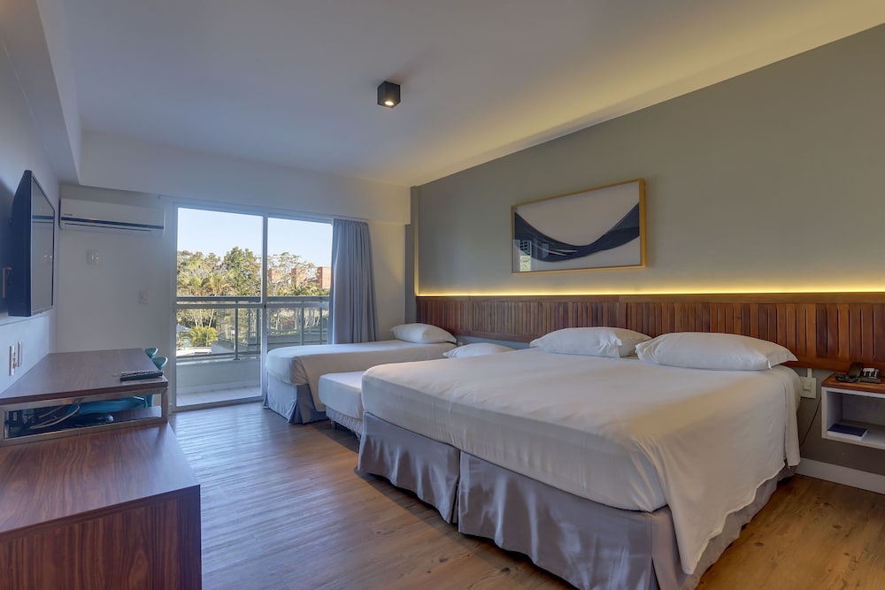 Superior Room, Pool View - Photo 1