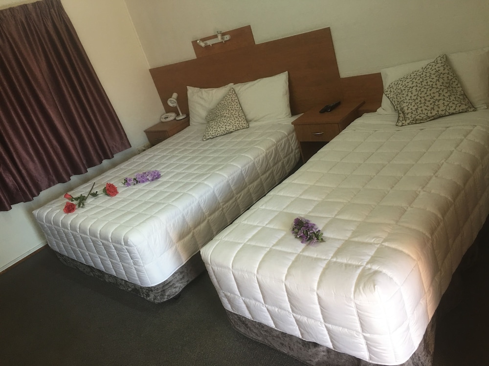 Double or Twin Room photo 2