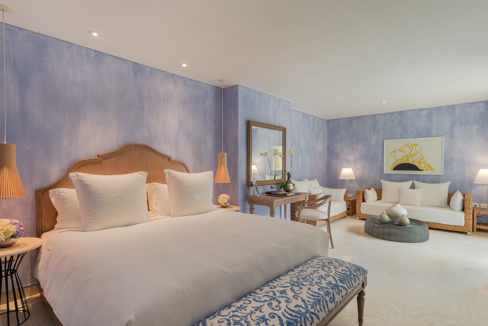 Suite, Courtyard View - Photo 1