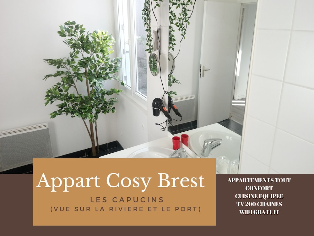 Apartment, Private Bathroom, Harbor View - Photo 11