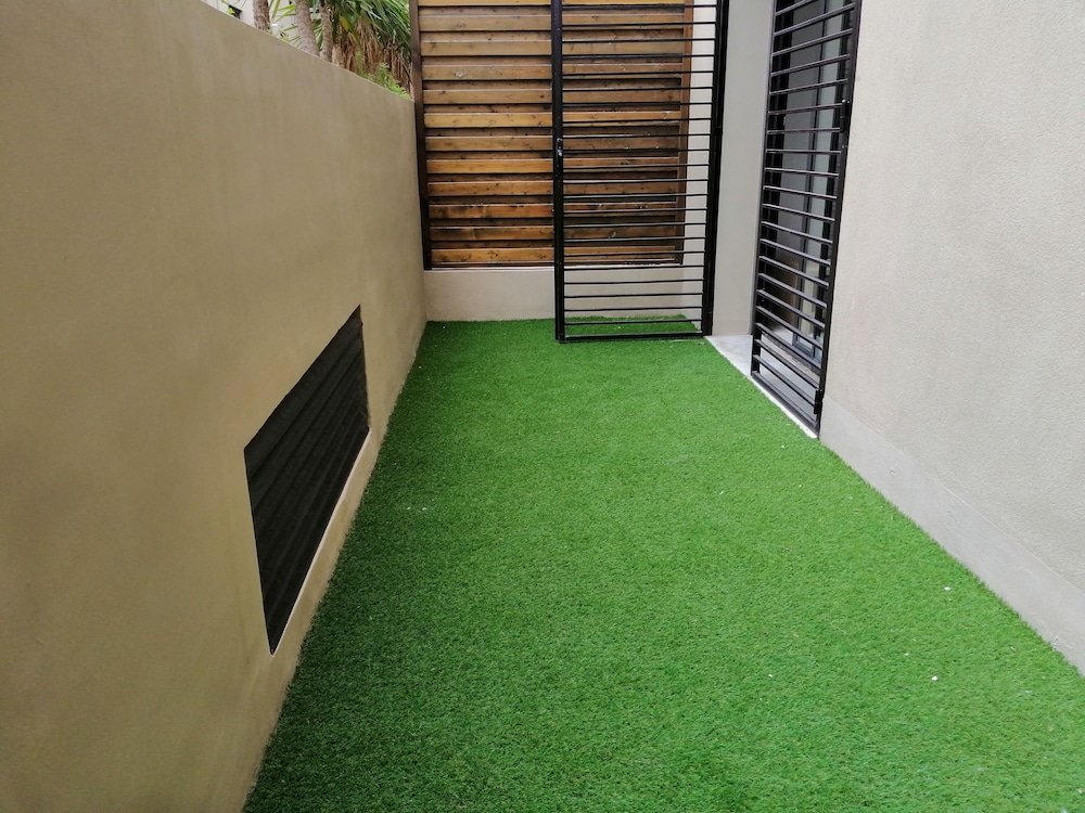 Luxury Apartment photo 3