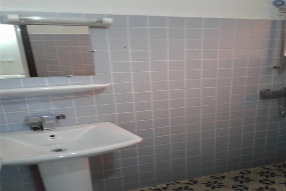 Superior Studio Suite, 1 Queen Bed, Non Smoking photo 2