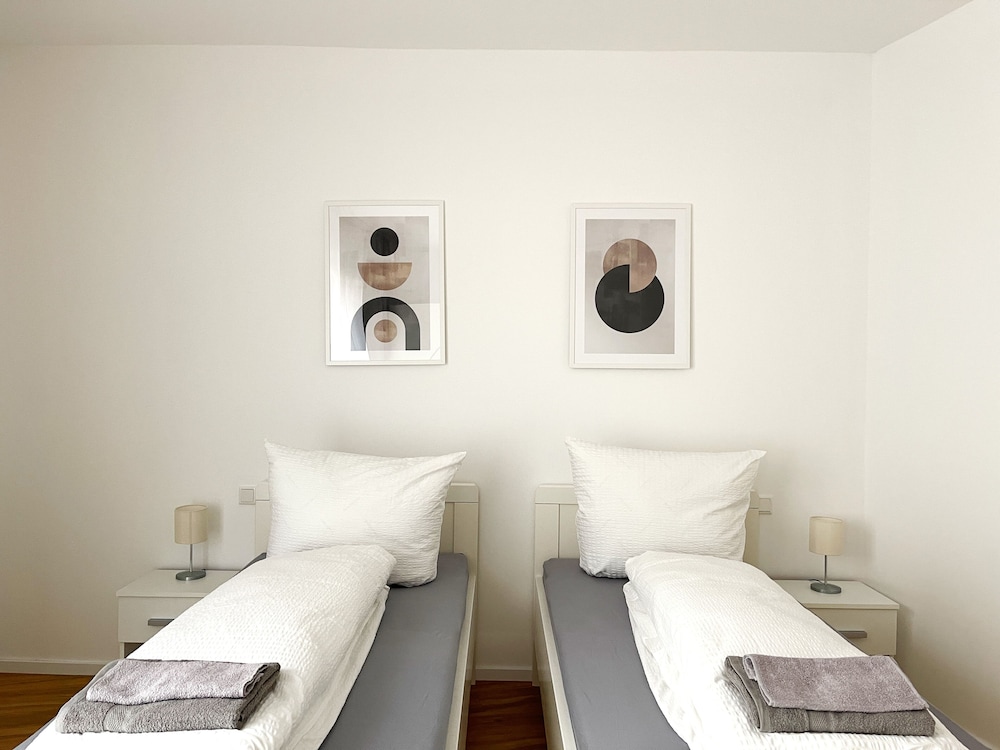 Family Apartment, 2 Bedrooms, Balcony photo 3