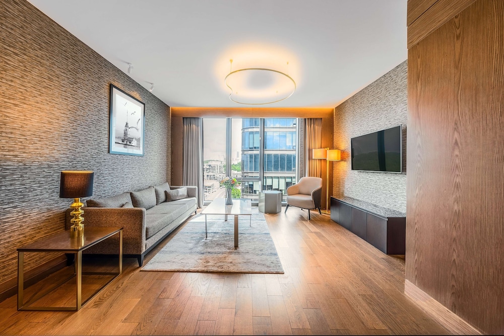 Suite, 1 Bedroom, City View with Lounge Access - Photo 5