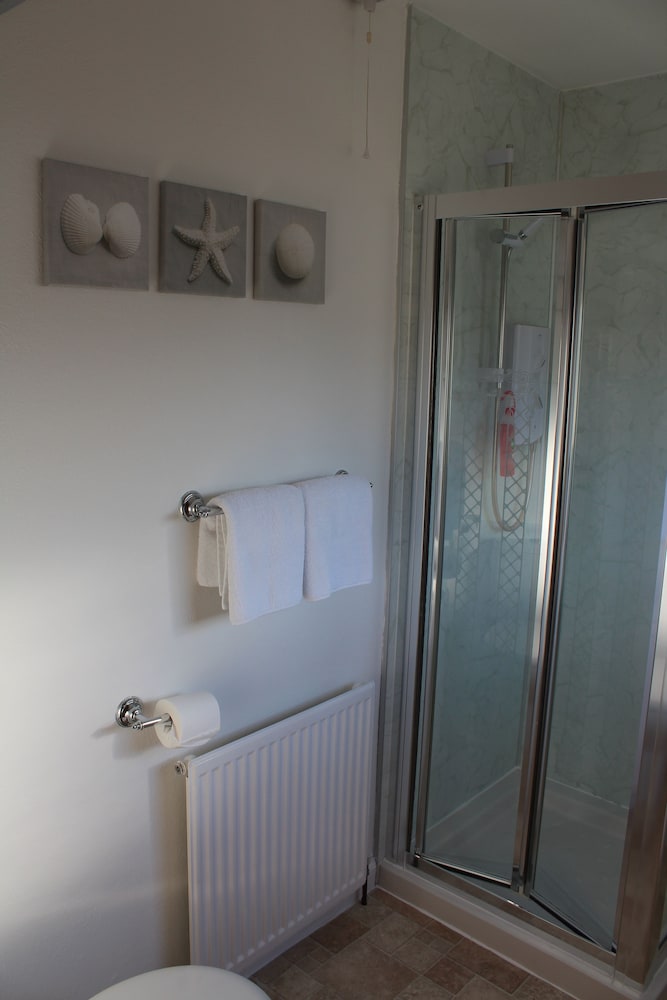 Standard Twin Room, 2 Twin Beds photo 2