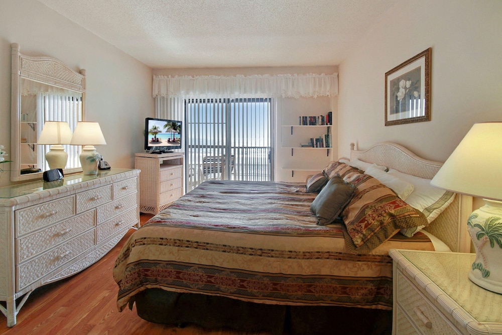 Condo, Multiple Beds (Villa Madeira 204 - Premier) photo 1