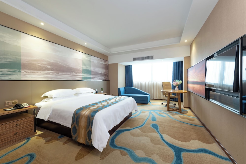 Double Room, City View