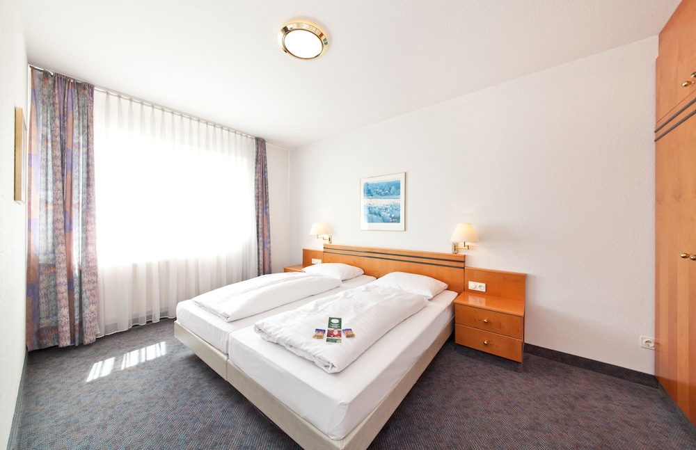 Triple Room with Kitchenette - Photo 9