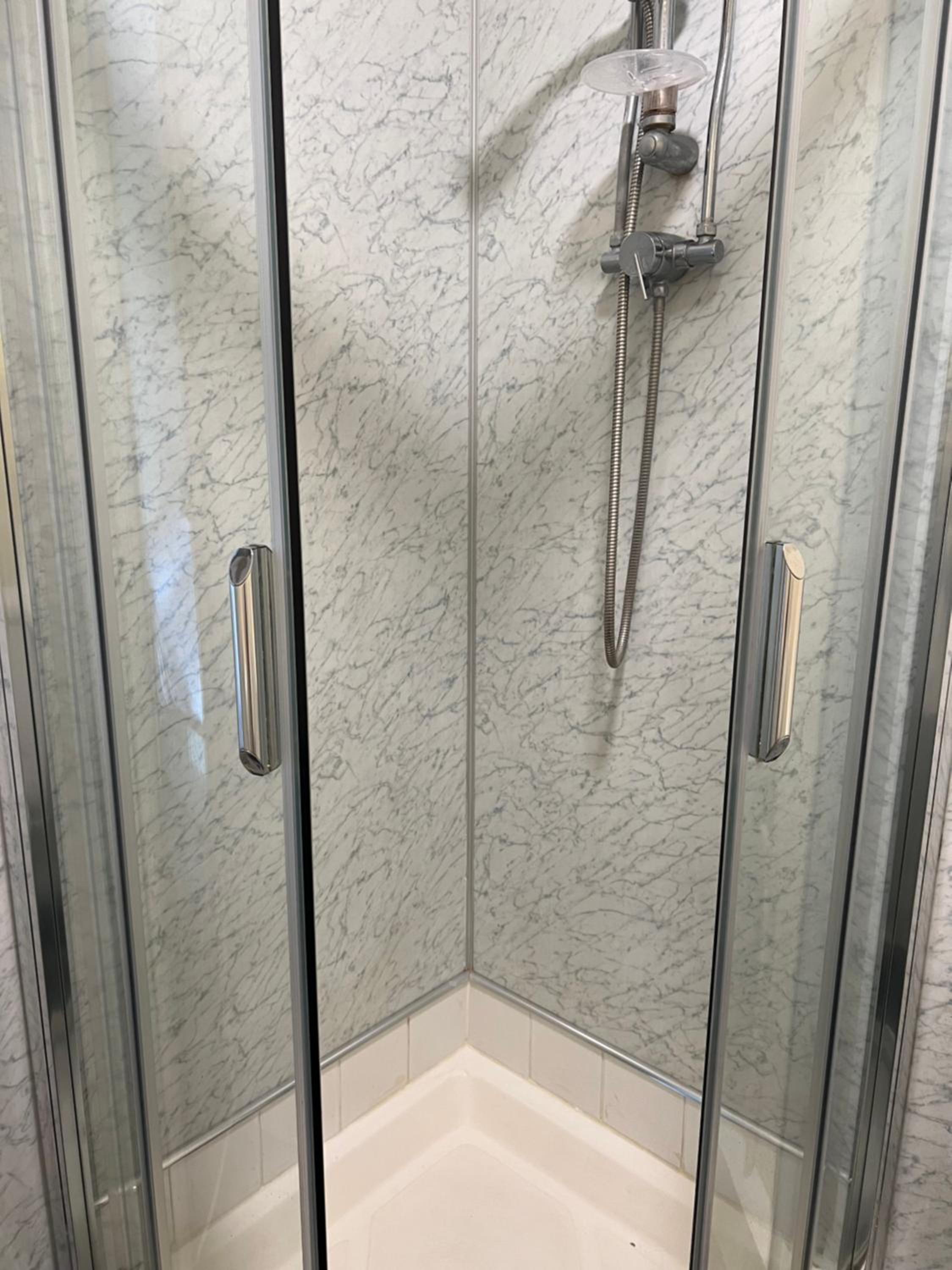Comfort Triple Room with Shower photo 3