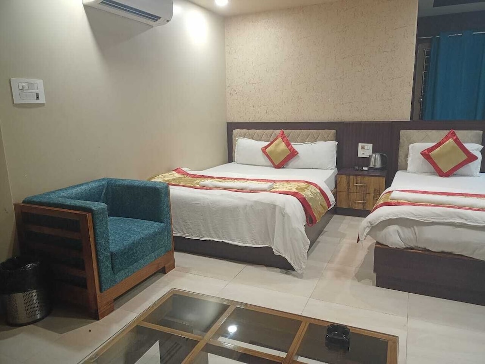 Premium Triple Room photo 2