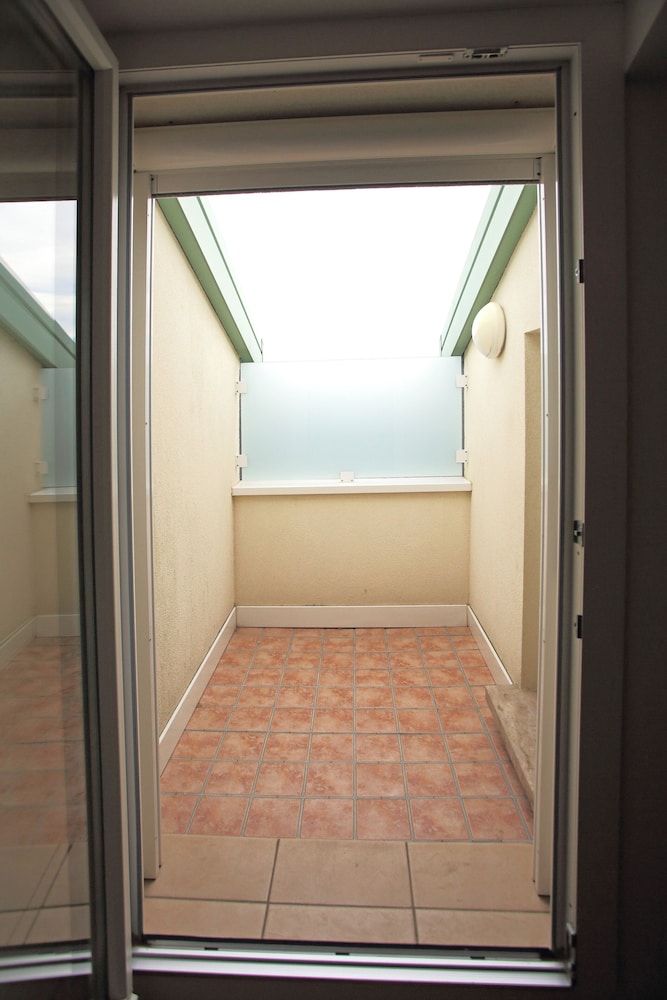 Economy Double Room - Photo 6