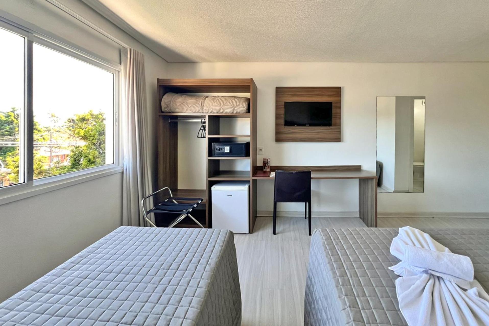 Deluxe Triple Room photo 3