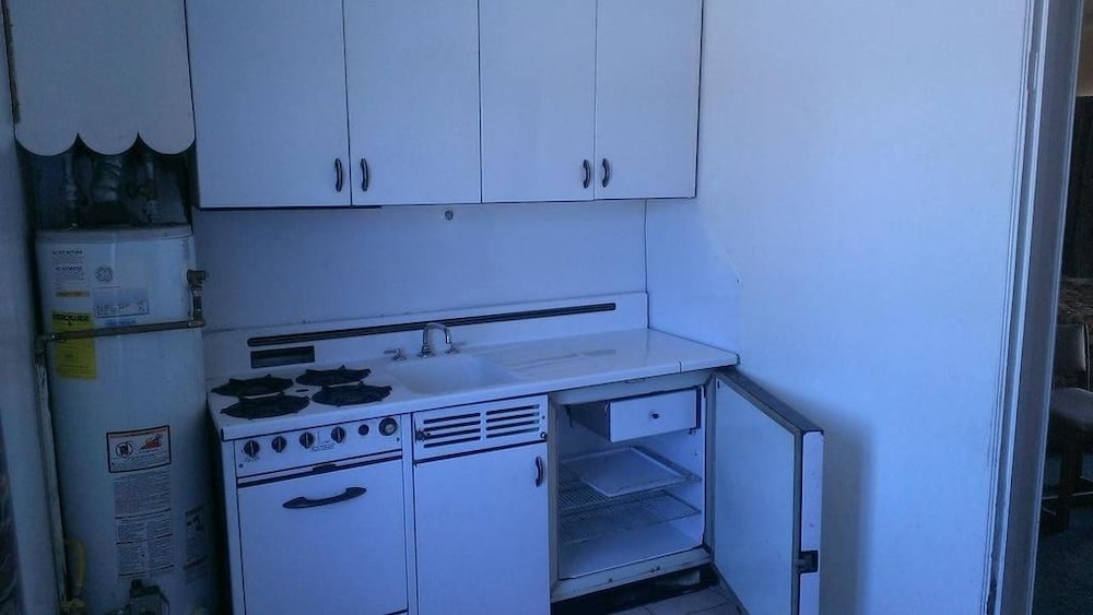 Standard Room, 2 Double Beds, Kitchenette photo 2
