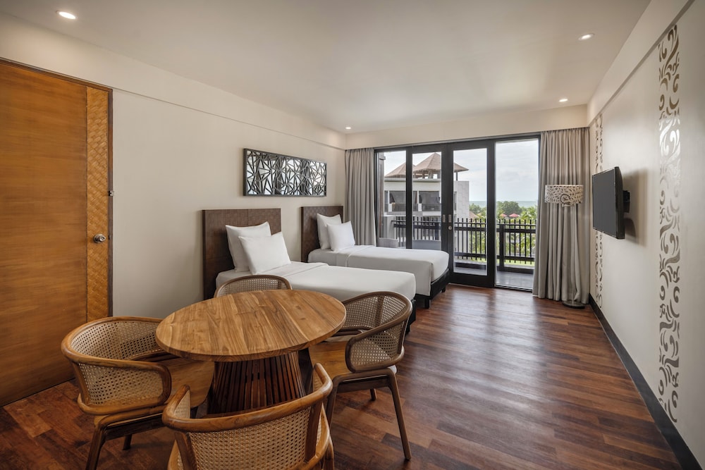 Family Suite, Multiple Beds, Garden View (Junior) - Photo 9
