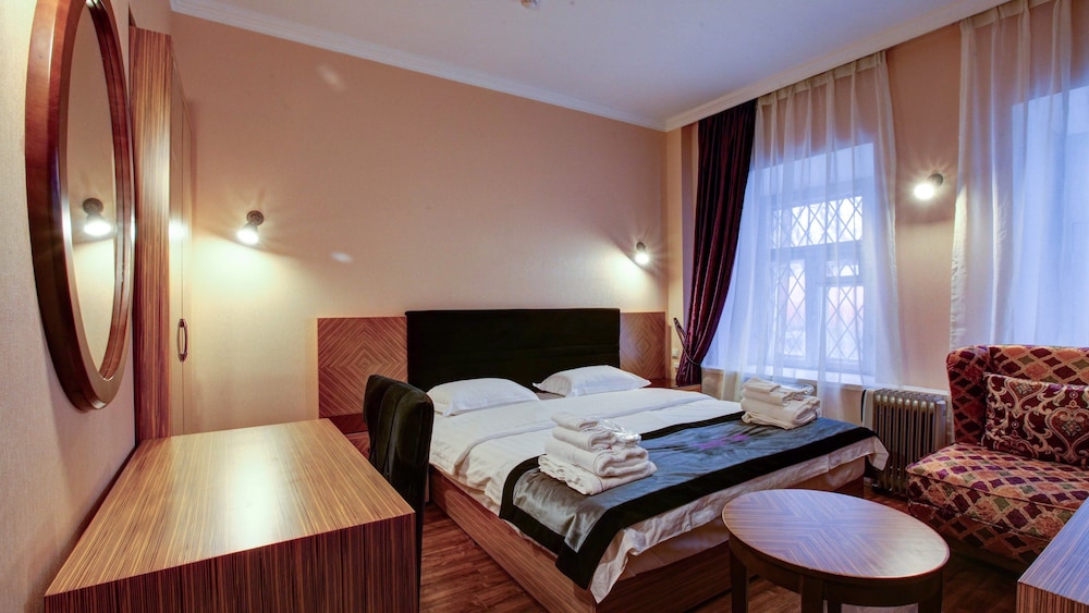 Standard Double Room, 1 Queen Bed, Non Smoking