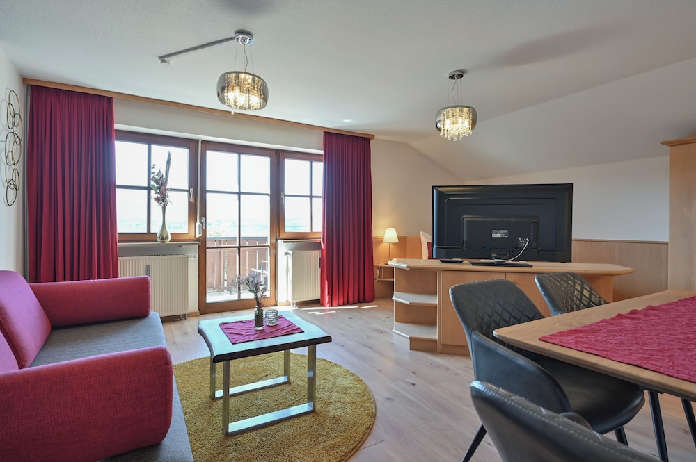 Panoramic Apartment photo 2
