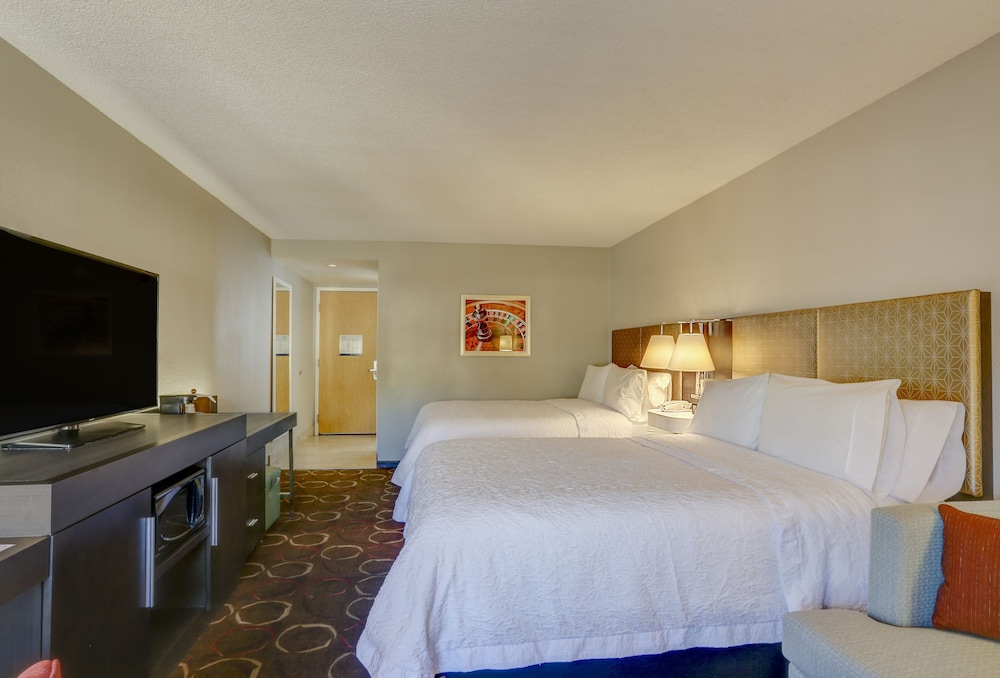 Room, Multiple Beds, Refrigerator & Microwave