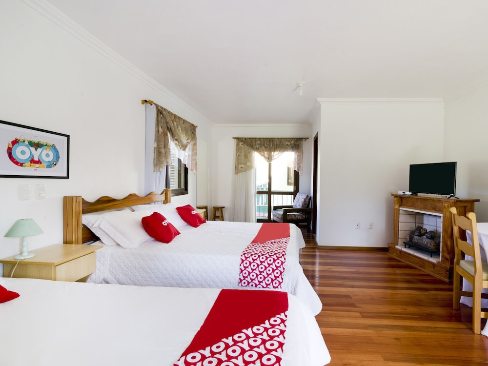 Superior Triple Room, Multiple Beds photo 2