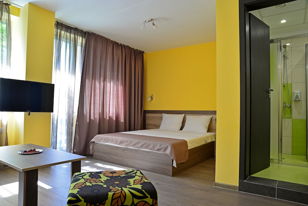 Quadruple Room photo 1