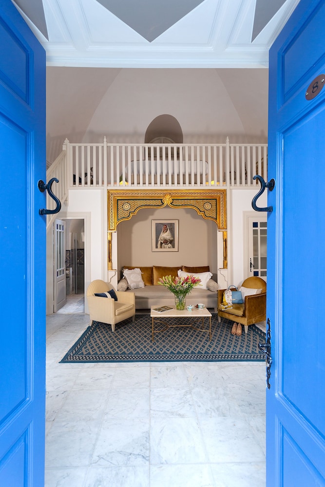 Room (Luxe) photo 3
