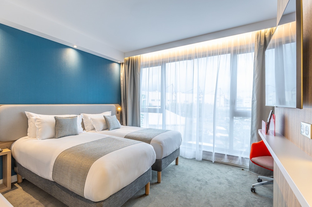 Standard Room, 2 Twin Beds (Free Breakfast) - Photo 7