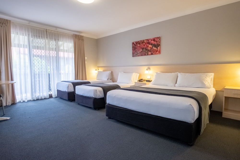 Executive Triple Room photo 1